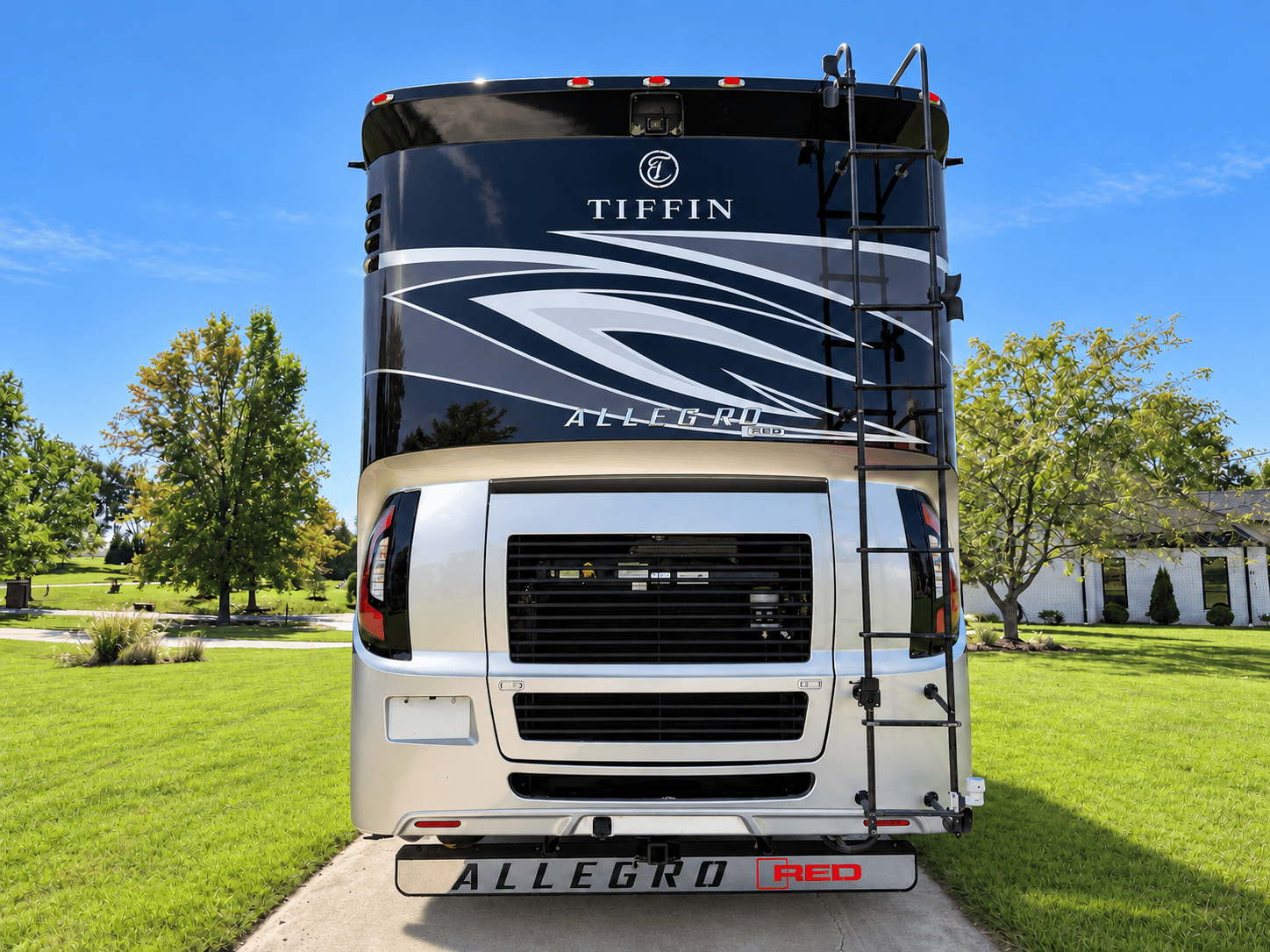 2018 Tiffin Motor Homes 2018 Tiffin Motor Homes Allegro Red - thumbnail 5