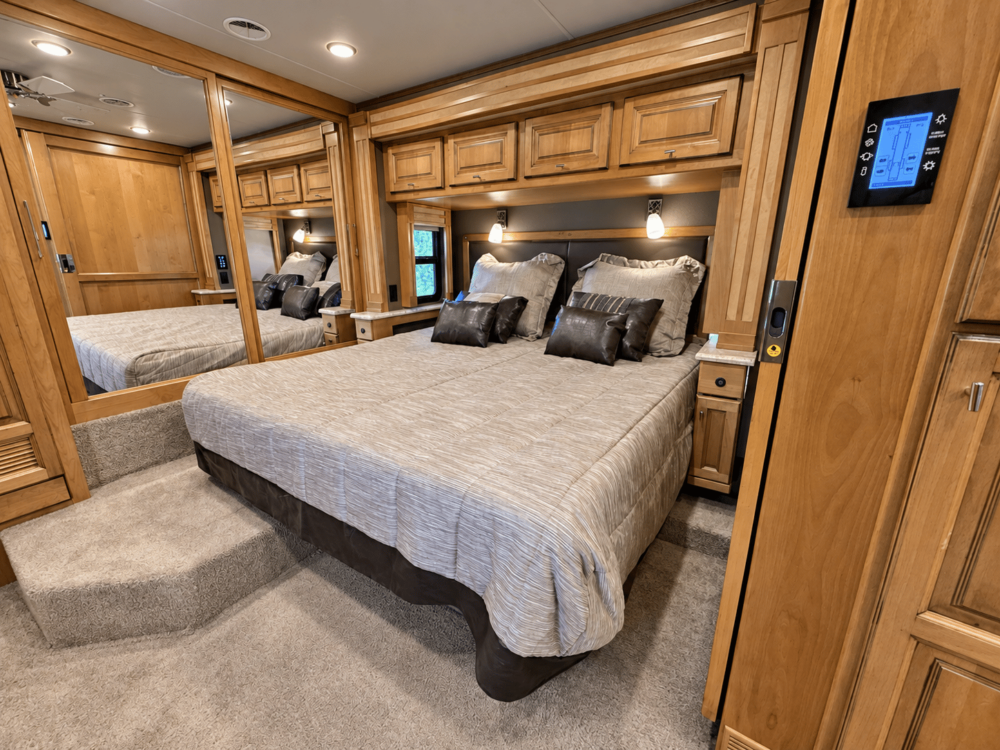 2018 Tiffin Motor Homes 2018 Tiffin Motor Homes Allegro Red - thumbnail 20