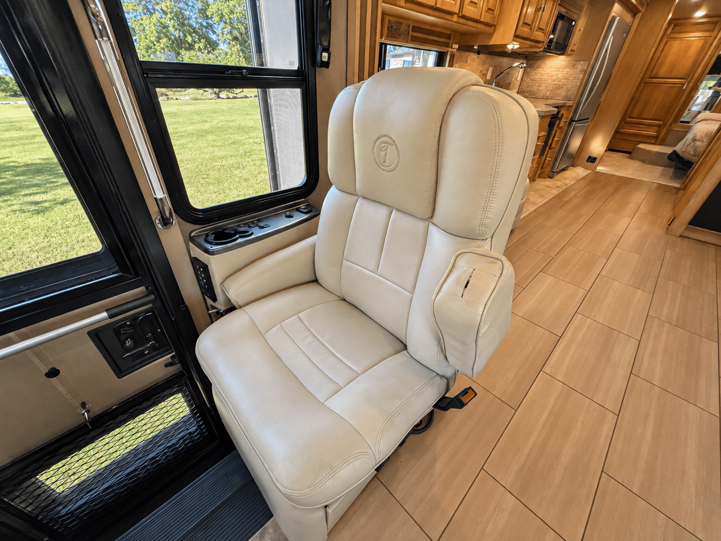 2018 Tiffin Motor Homes 2018 Tiffin Motor Homes Allegro Red - thumbnail 29