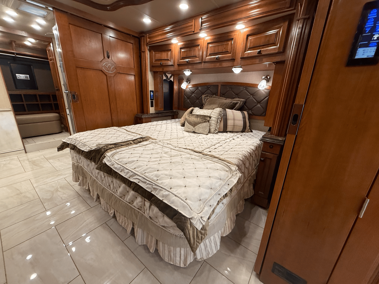 2016 Tiffin Allegro 2016 Tiffin Allegro 45 OPP - thumbnail 22