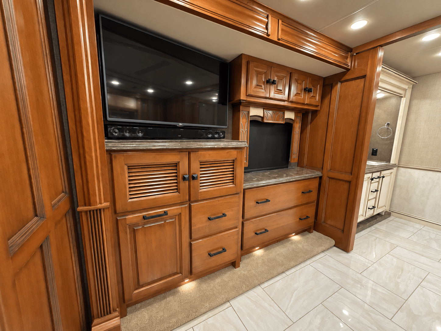 2016 Tiffin Allegro 2016 Tiffin Allegro 45 OPP - thumbnail 24