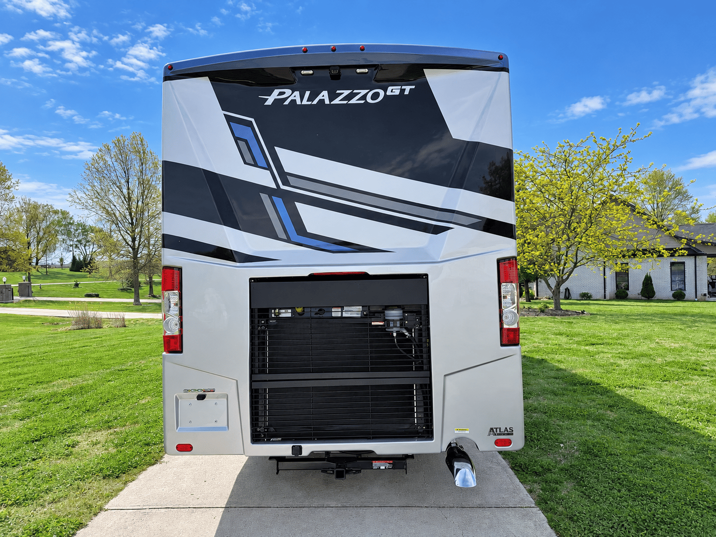 2026 Thor Motor Coach 2026 Thor Motor Coach Palazzo - thumbnail 5