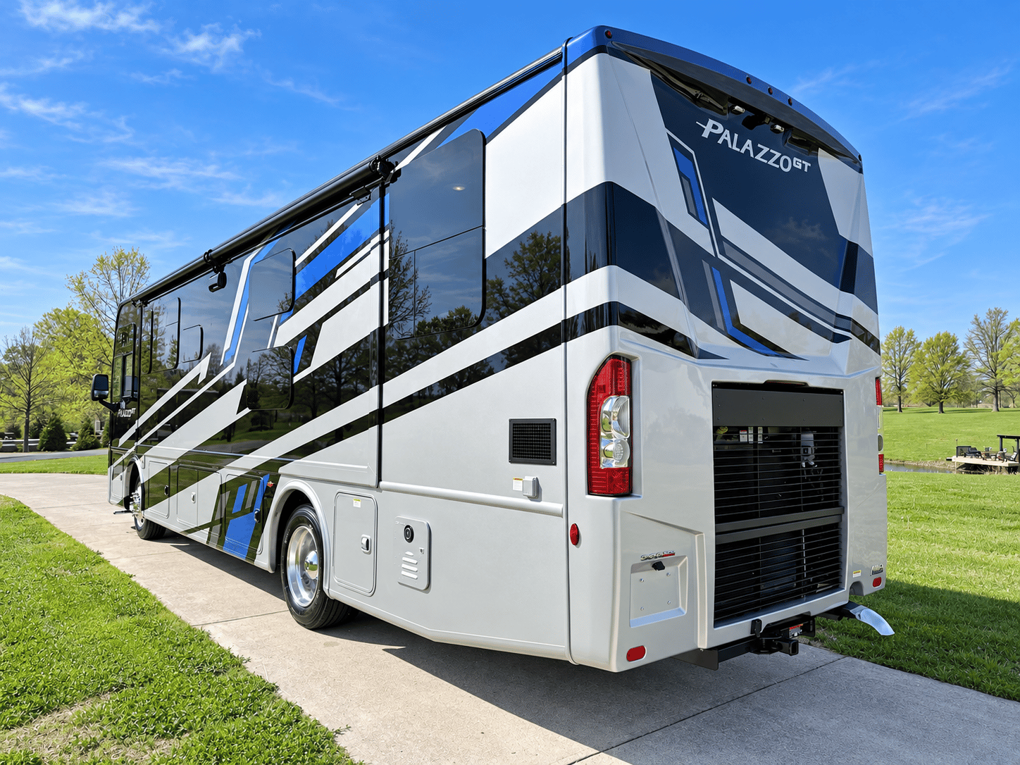 2026 Thor Motor Coach 2026 Thor Motor Coach Palazzo - thumbnail 6
