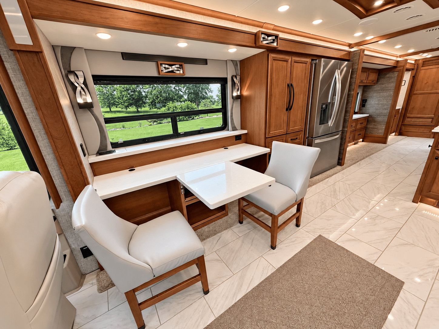 2024 Tiffin Motorhomes 2024 Tiffin Motorhomes Phaeton - thumbnail 12