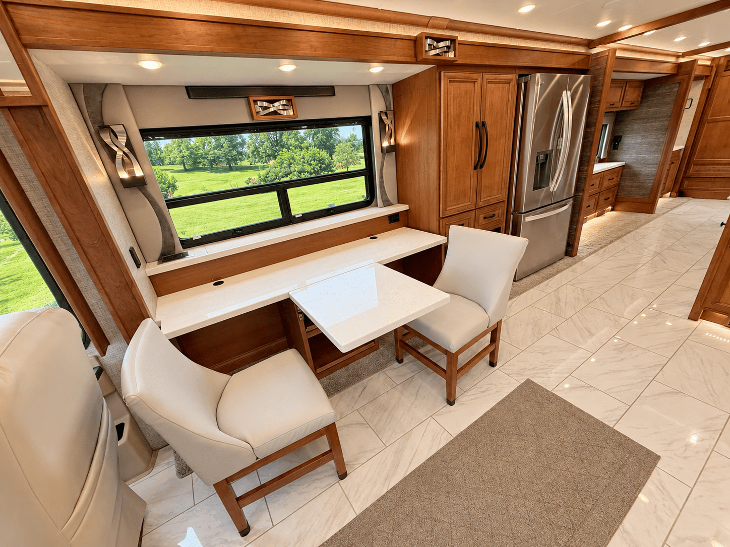 2024 Tiffin Motorhomes 2024 Tiffin Motorhomes Phaeton - thumbnail 16