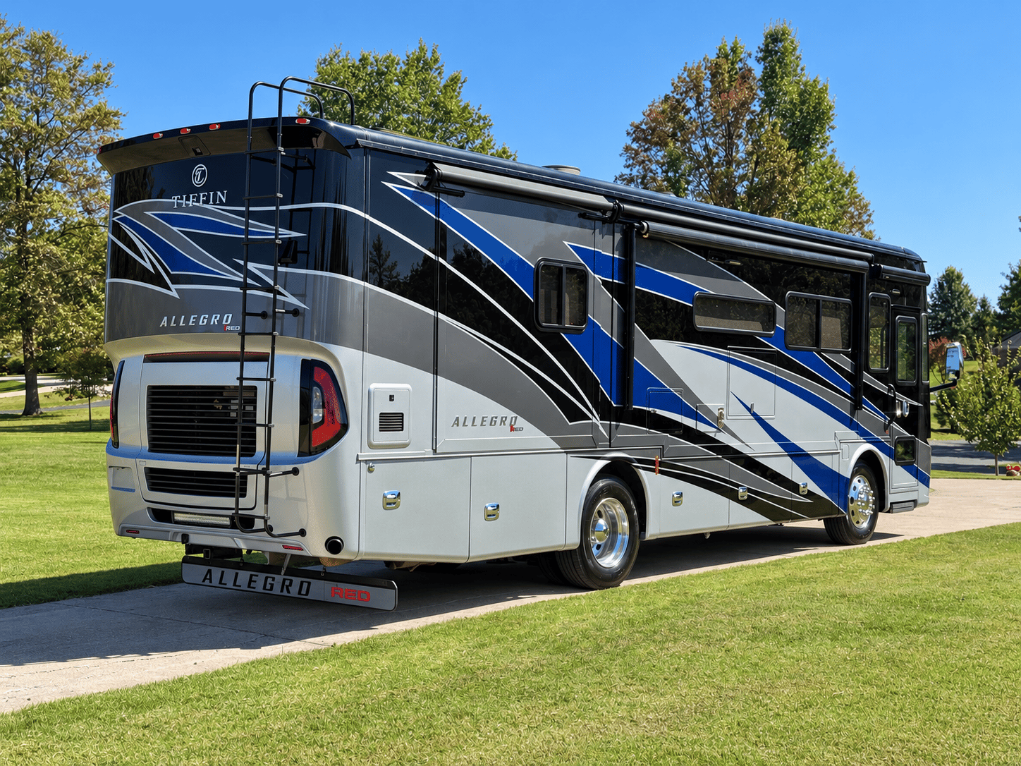 2020 Tiffin Motor Homes 2020 Tiffin Motor Homes Allegro Red - thumbnail 3