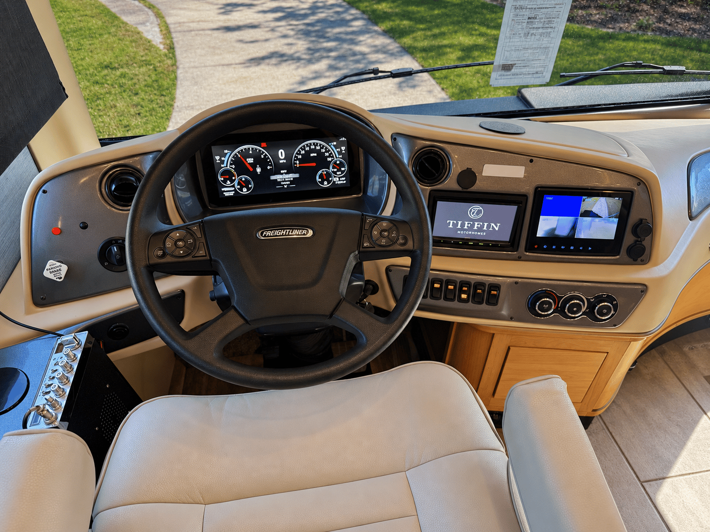2020 Tiffin Motor Homes 2020 Tiffin Motor Homes Allegro Red - thumbnail 10