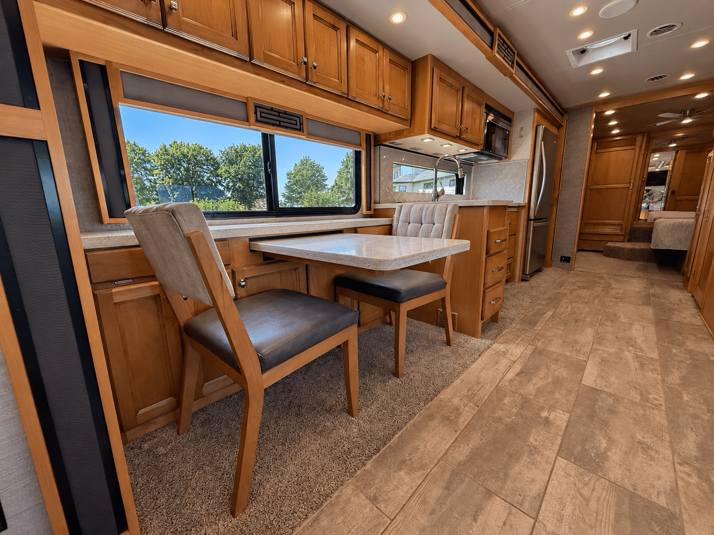 2020 Tiffin Motor Homes 2020 Tiffin Motor Homes Allegro Red - thumbnail 14
