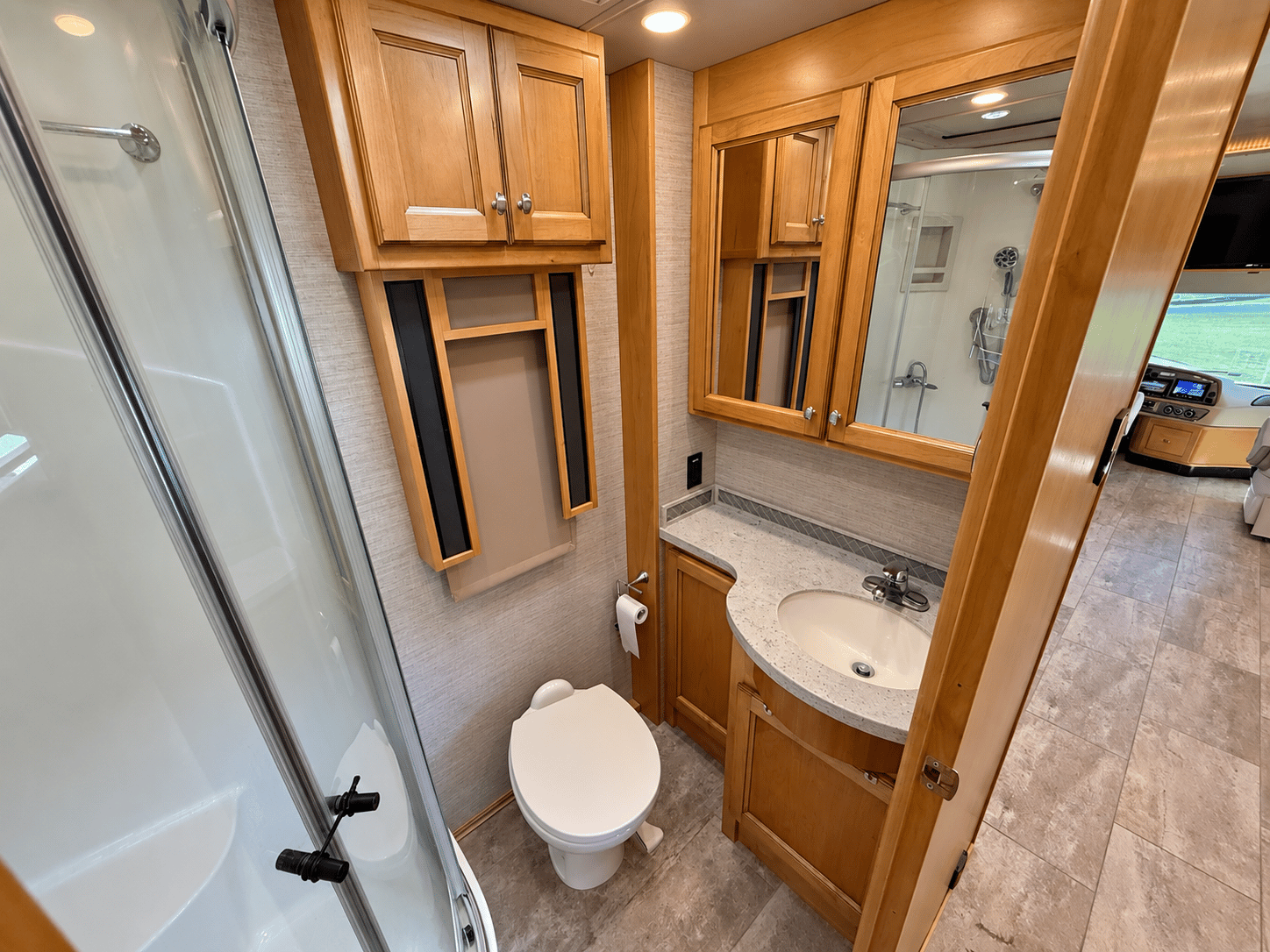 2020 Tiffin Motor Homes 2020 Tiffin Motor Homes Allegro Red - thumbnail 23