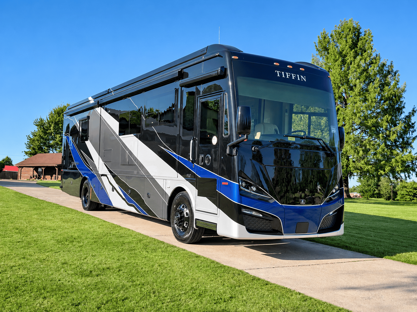 2027 Tiffin Motor Homes 2027 Tiffin Motor Homes Phaeton - thumbnail 9