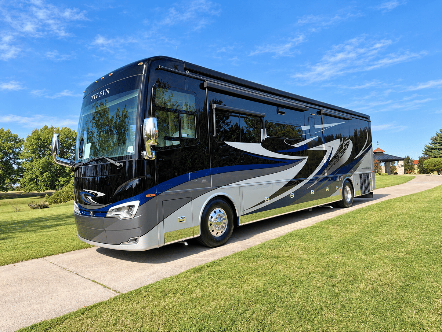 2021 Tiffin Motor Homes 2021 Tiffin Motor Homes Allegro Bus - thumbnail 6