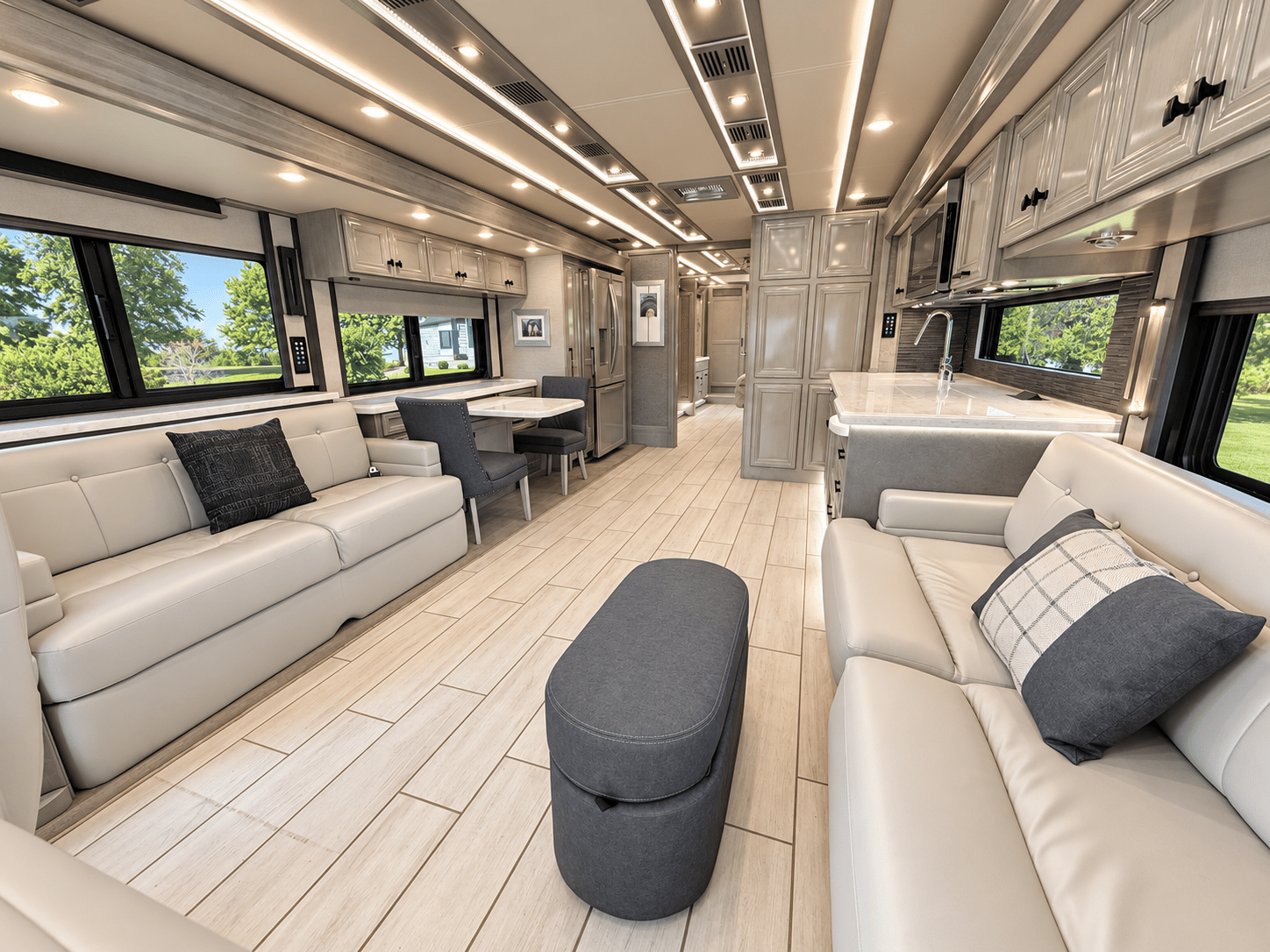 2021 Tiffin Motor Homes 2021 Tiffin Motor Homes Allegro Bus - thumbnail 10