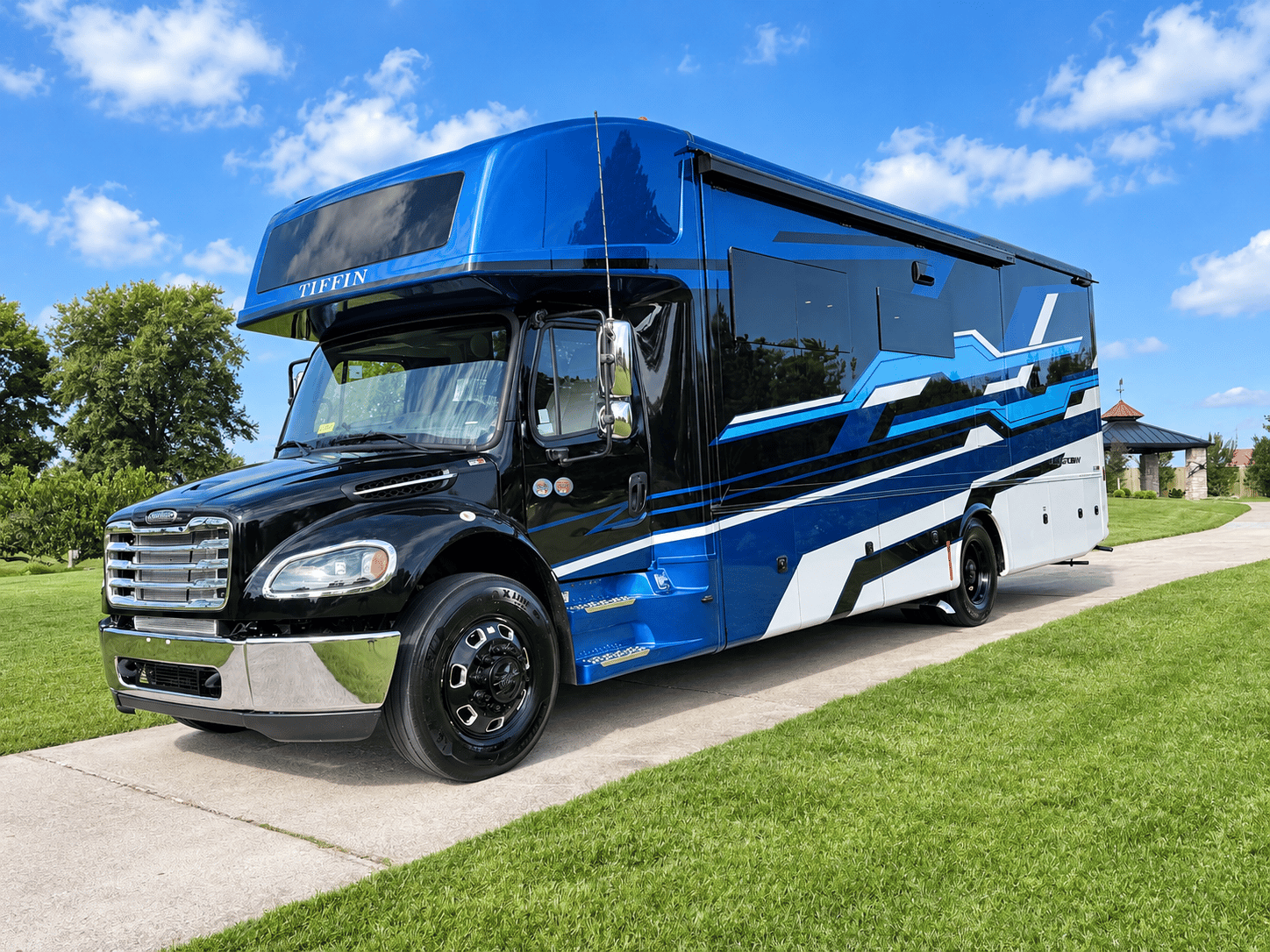 2027 Tiffin Motorhomes 2027 Tiffin Motorhomes Allegro Bay - thumbnail 10