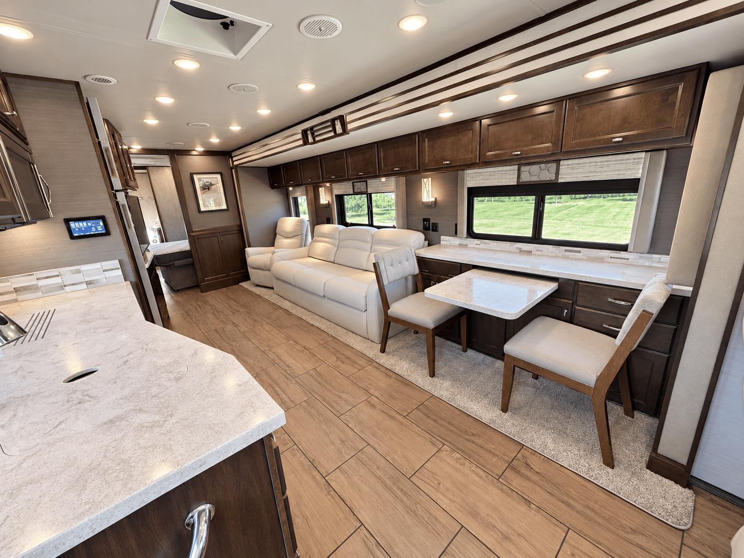 2021 Tiffin Motor Homes 2021 Tiffin Motor Homes Allegro Open Road - thumbnail 11