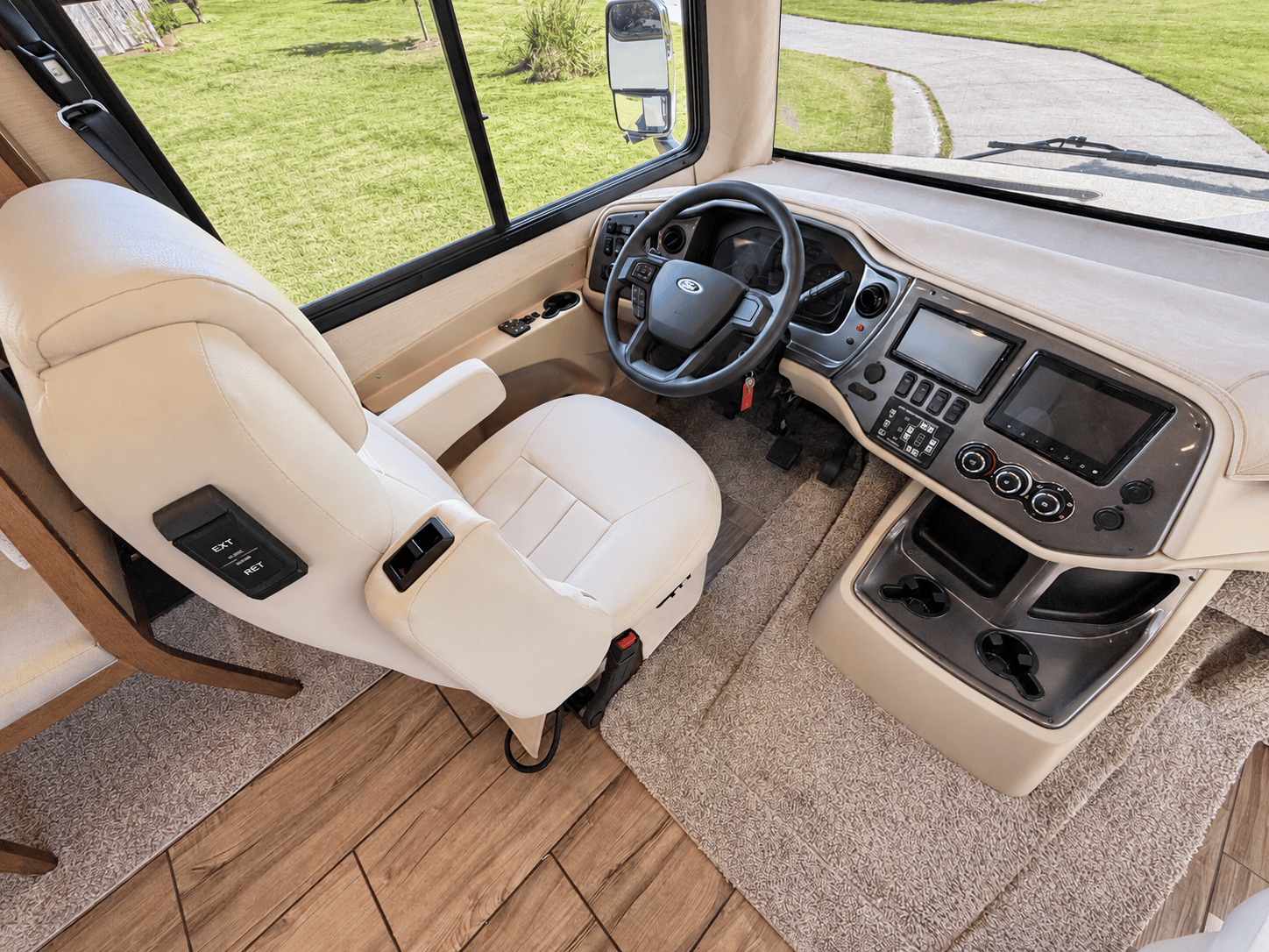 2021 Tiffin Motor Homes 2021 Tiffin Motor Homes Allegro Open Road - thumbnail 13
