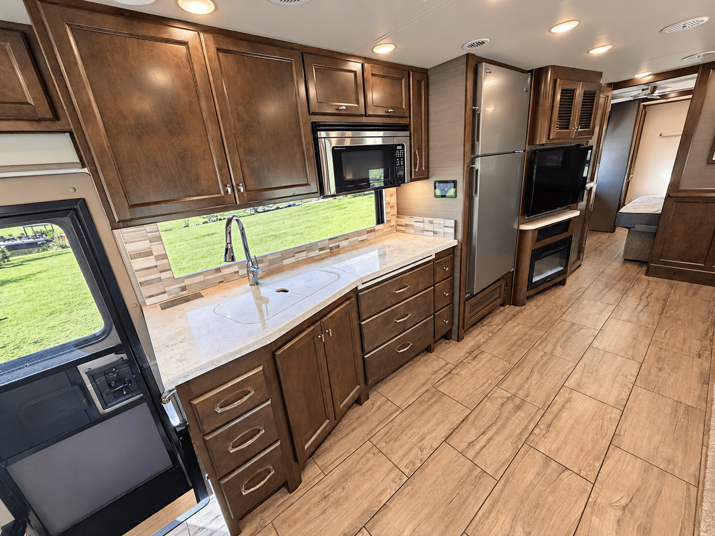 2021 Tiffin Motor Homes 2021 Tiffin Motor Homes Allegro Open Road - thumbnail 20