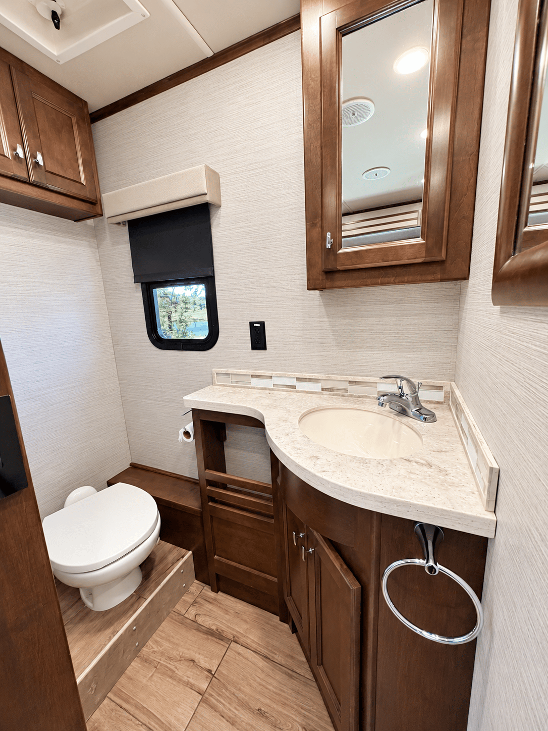 2021 Tiffin Motor Homes 2021 Tiffin Motor Homes Allegro Open Road - thumbnail 24