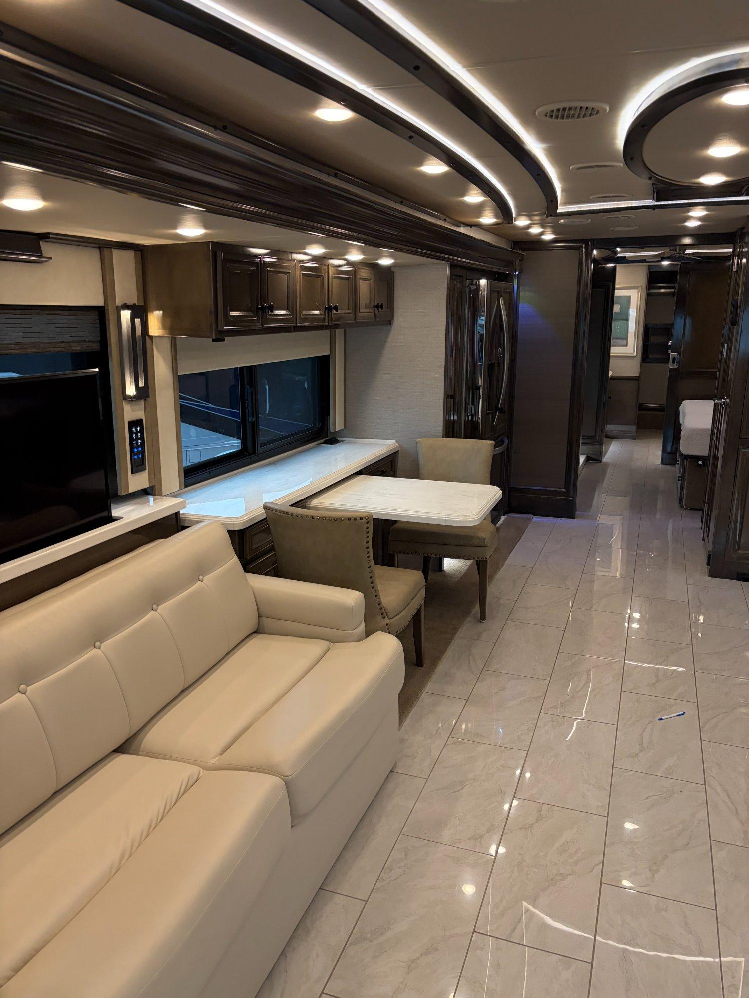2021 Tiffin Motor Homes 2021 Tiffin Motor Homes Allegro Bus - thumbnail 2
