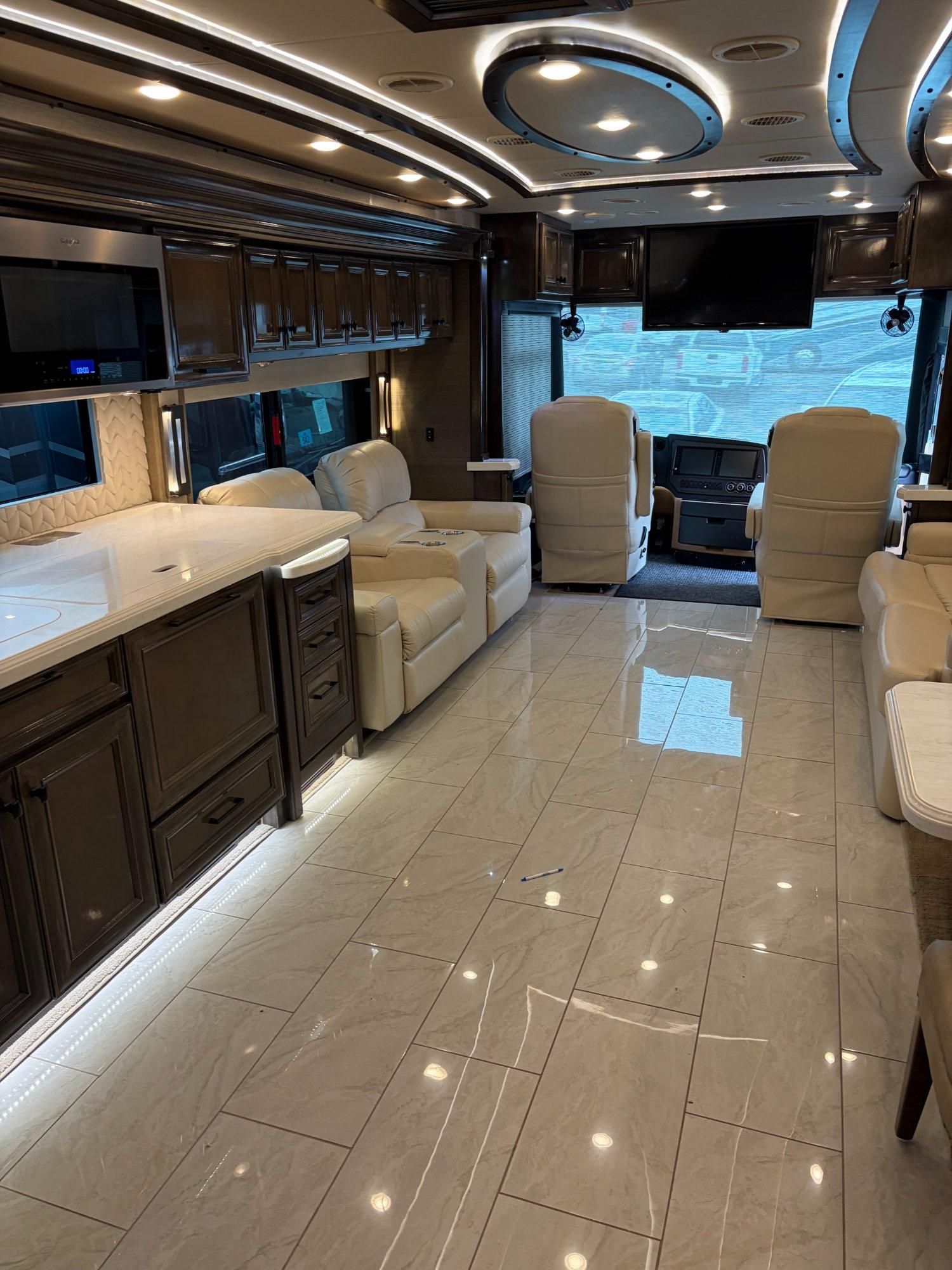 2021 Tiffin Motor Homes 2021 Tiffin Motor Homes Allegro Bus - thumbnail 11