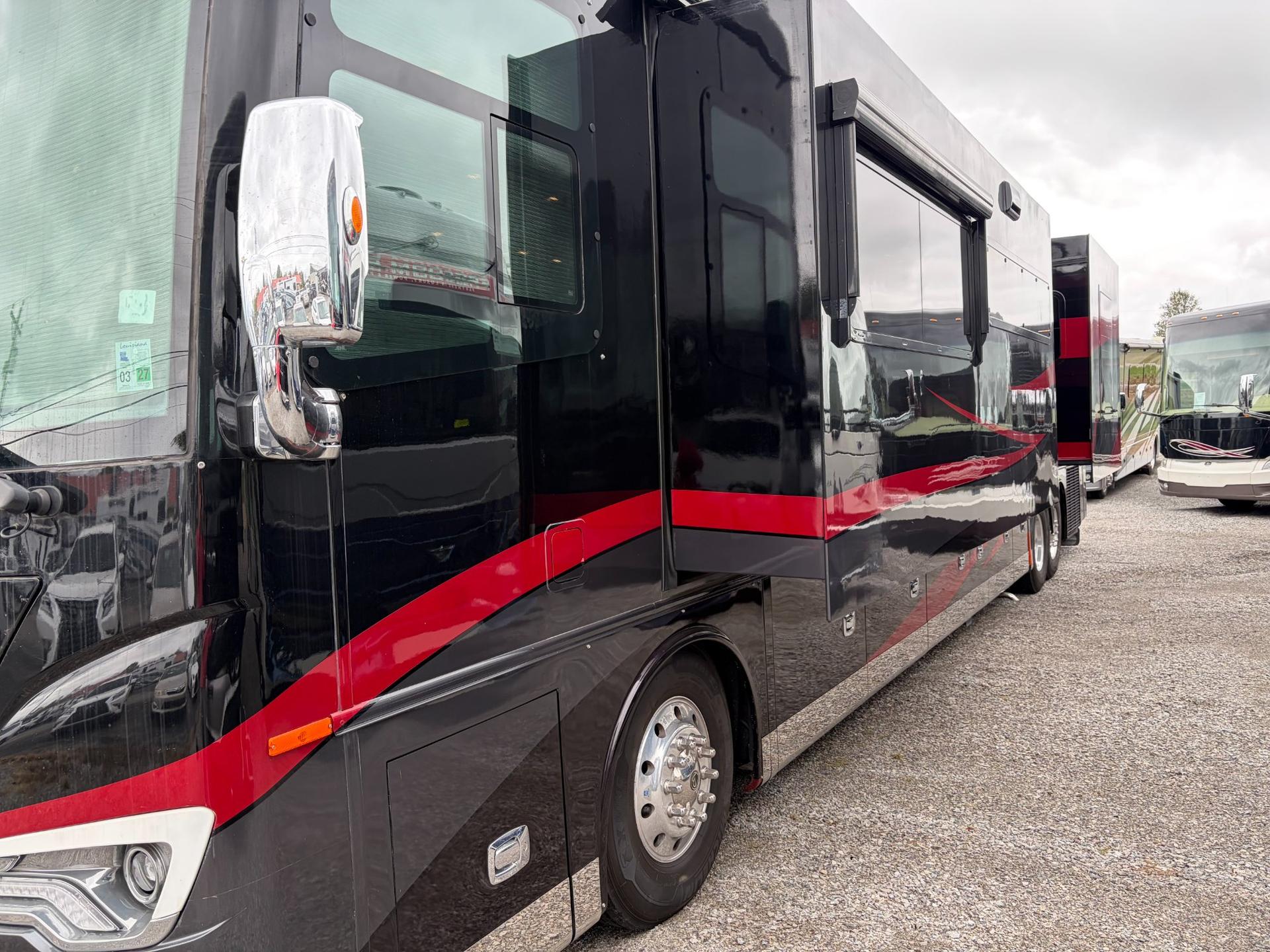 2021 Tiffin Motor Homes 2021 Tiffin Motor Homes Allegro Bus - thumbnail 15