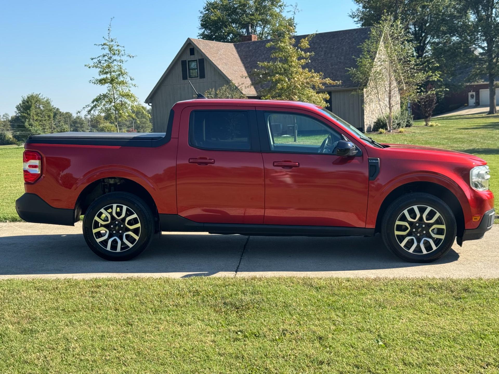 2024 Ford 2024 Ford Maverick Lariat - thumbnail 2