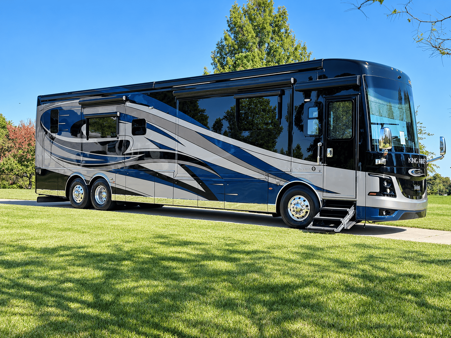 2018 Newmar 2018 Newmar King Aire - image 1