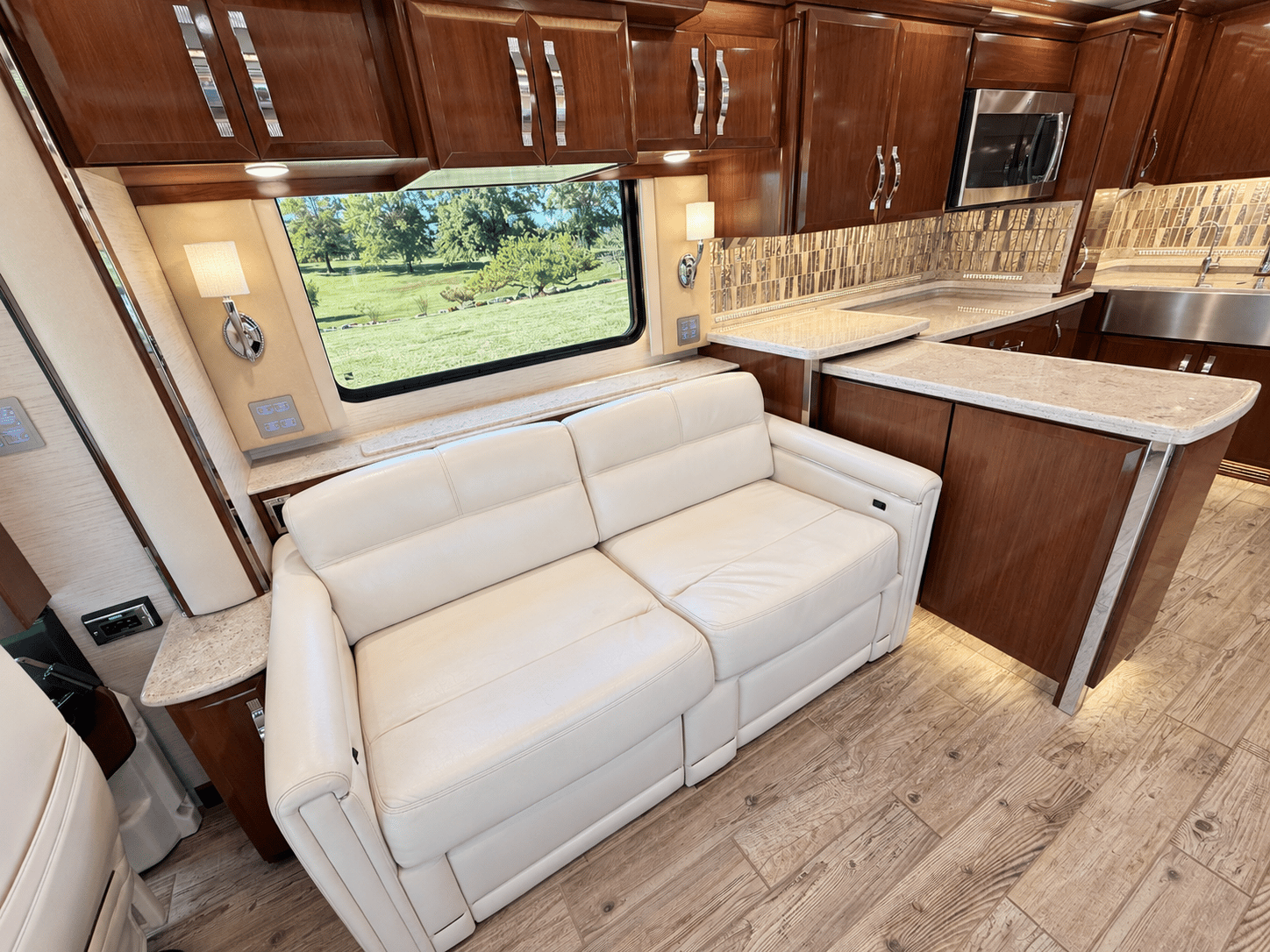 2018 Newmar 2018 Newmar King Aire - thumbnail 15