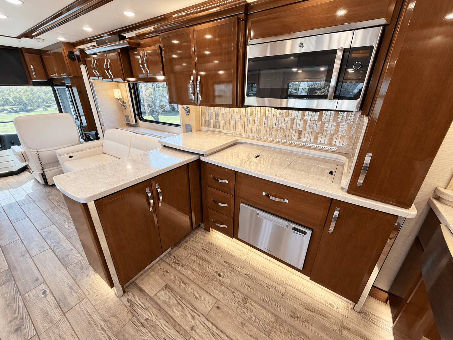 2018 Newmar 2018 Newmar King Aire - thumbnail 23