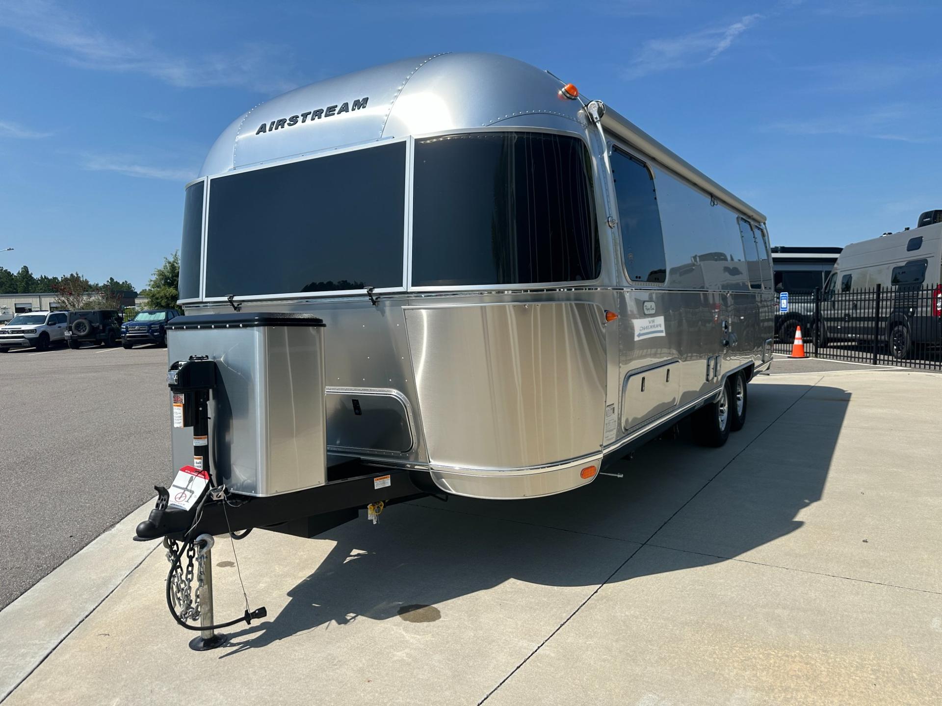 2027 Airstream 2027 Airstream Flying Cloud - thumbnail 8