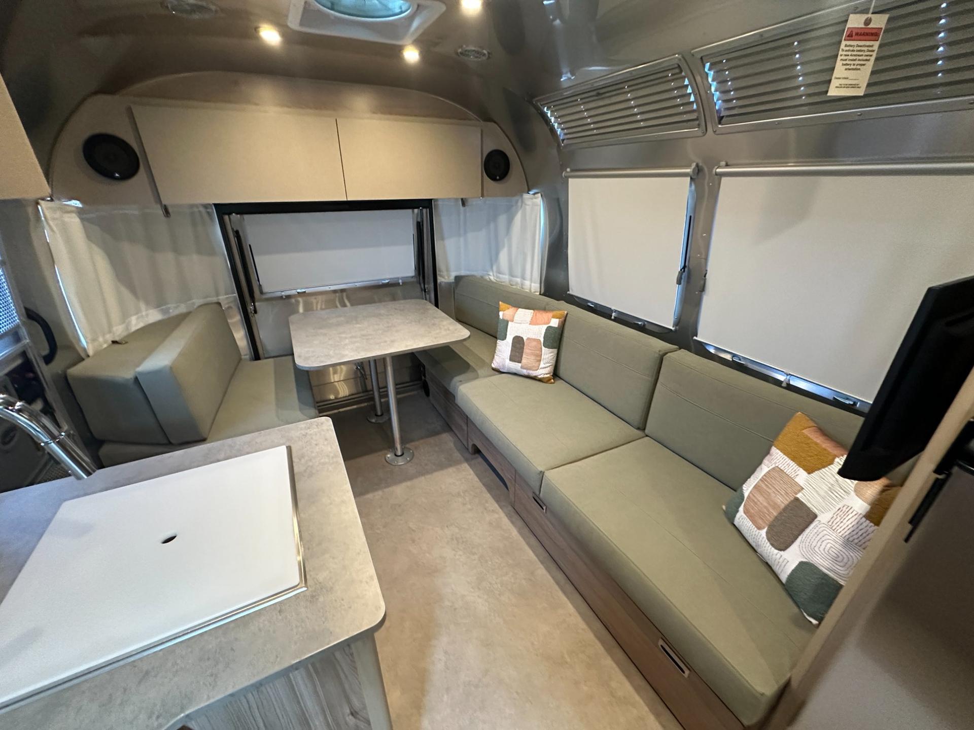 2027 Airstream 2027 Airstream Flying Cloud - thumbnail 11