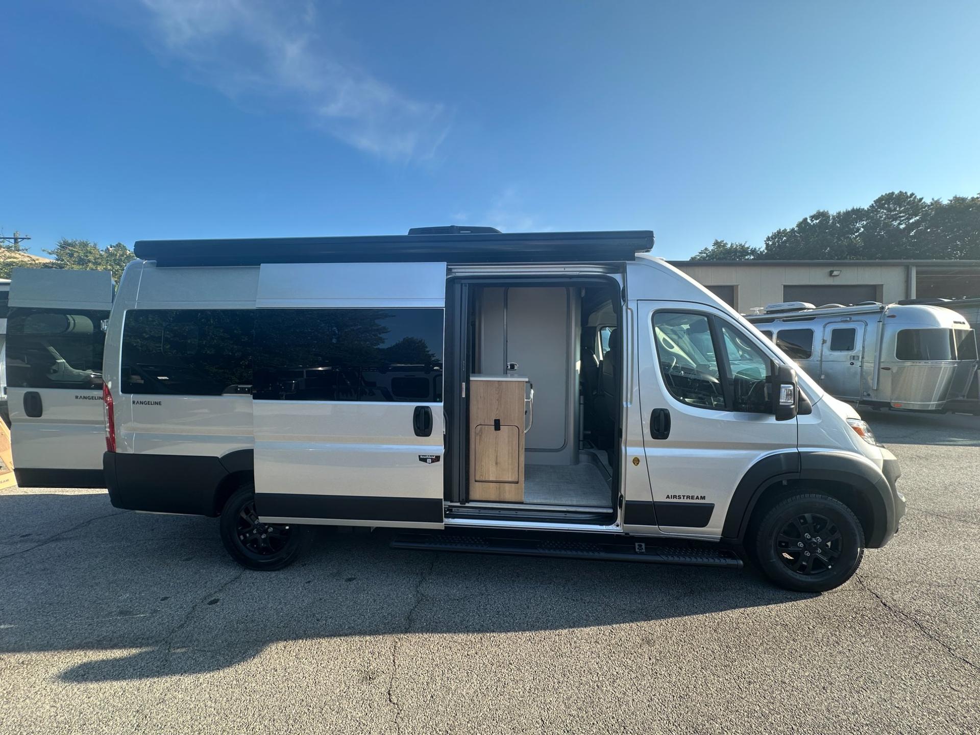 2027 Airstream 2027 Airstream Rangeline - thumbnail 12