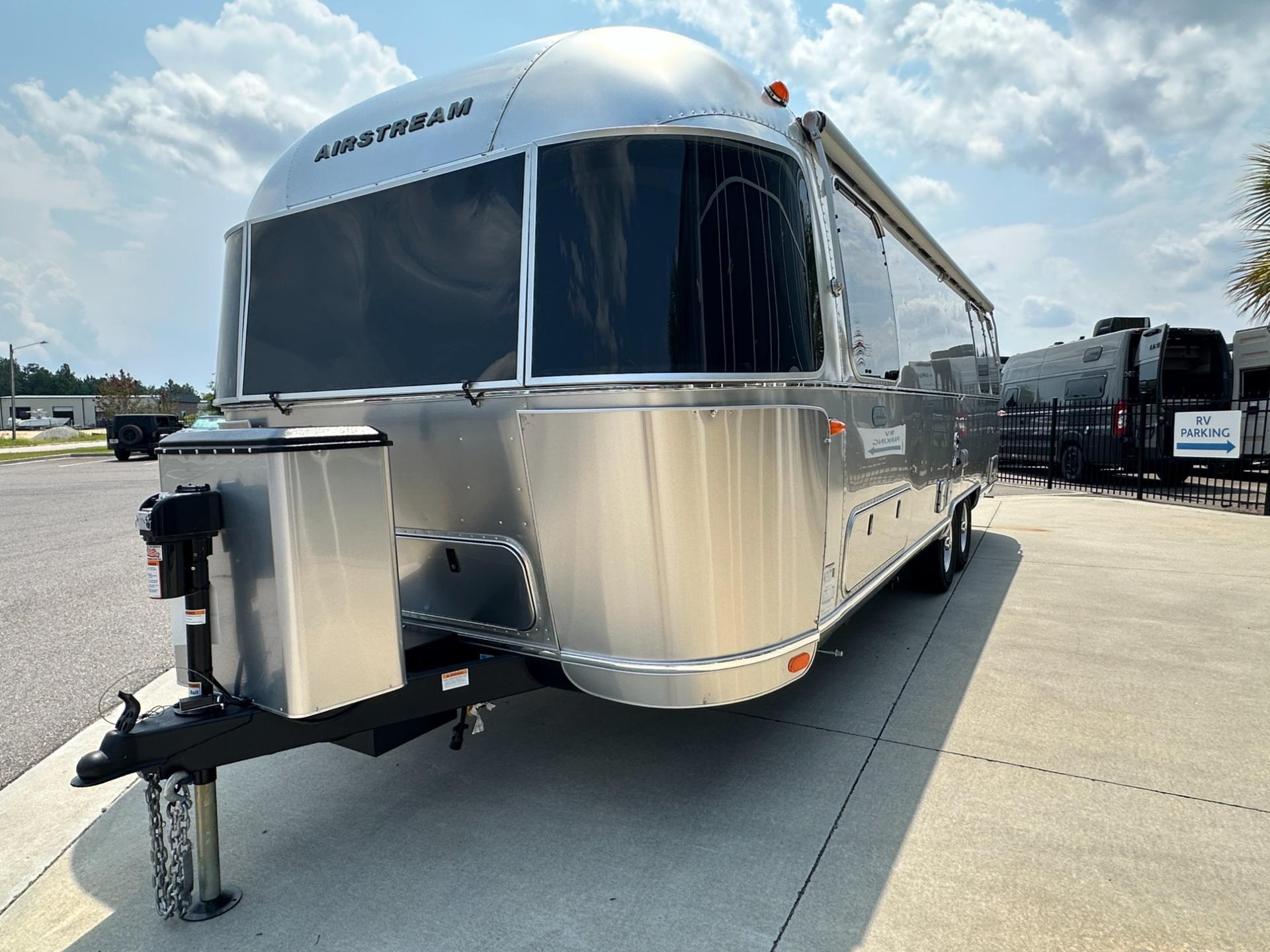 2027 Airstream 2027 Airstream Globetrotter - thumbnail 8