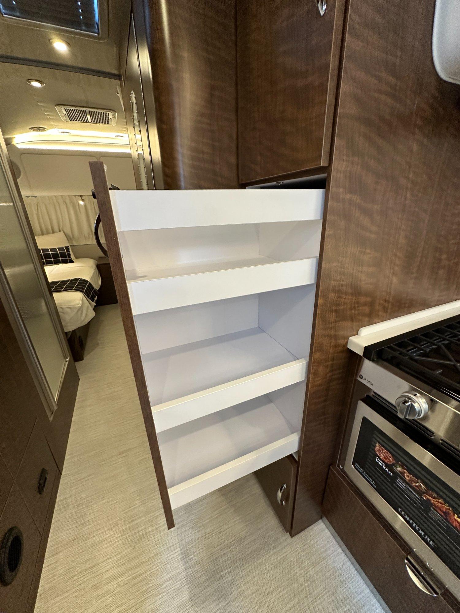 2027 Airstream 2027 Airstream Globetrotter - thumbnail 14