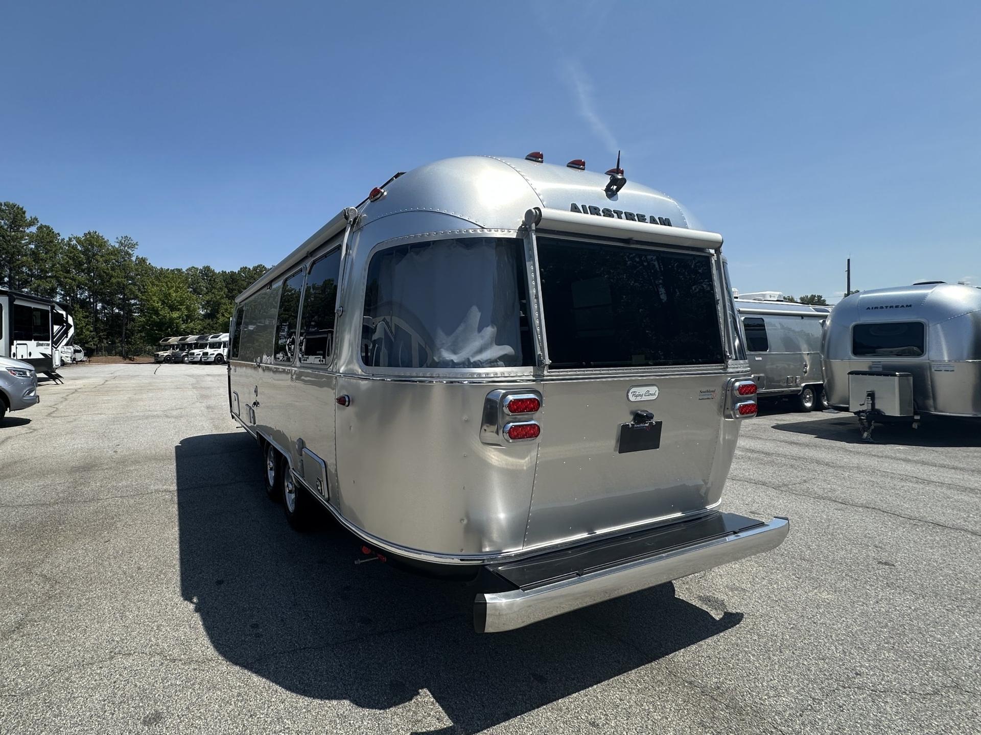 2024 Airstream 2024 Airstream Flying Cloud - thumbnail 8