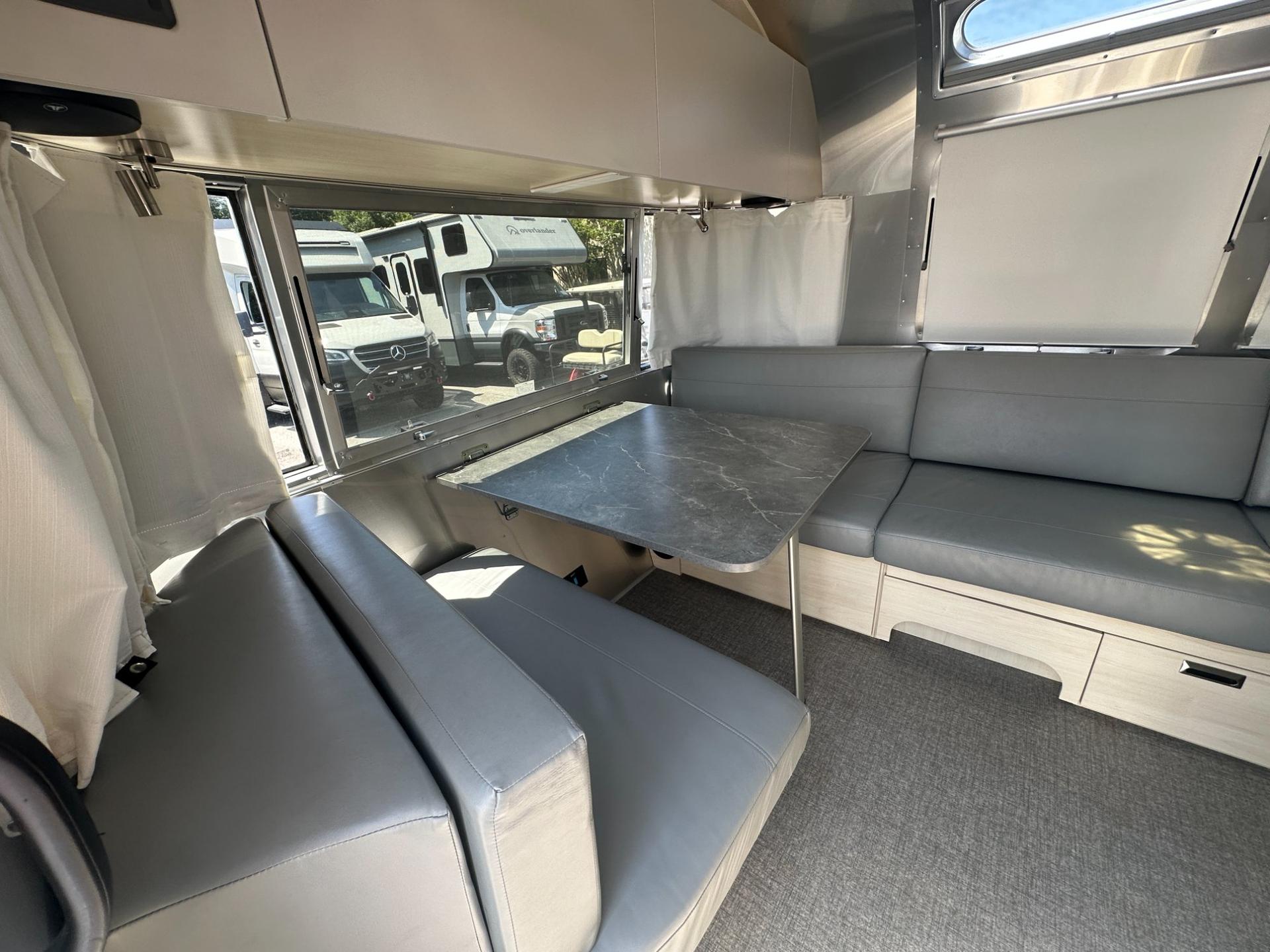 2024 Airstream 2024 Airstream Flying Cloud - thumbnail 15