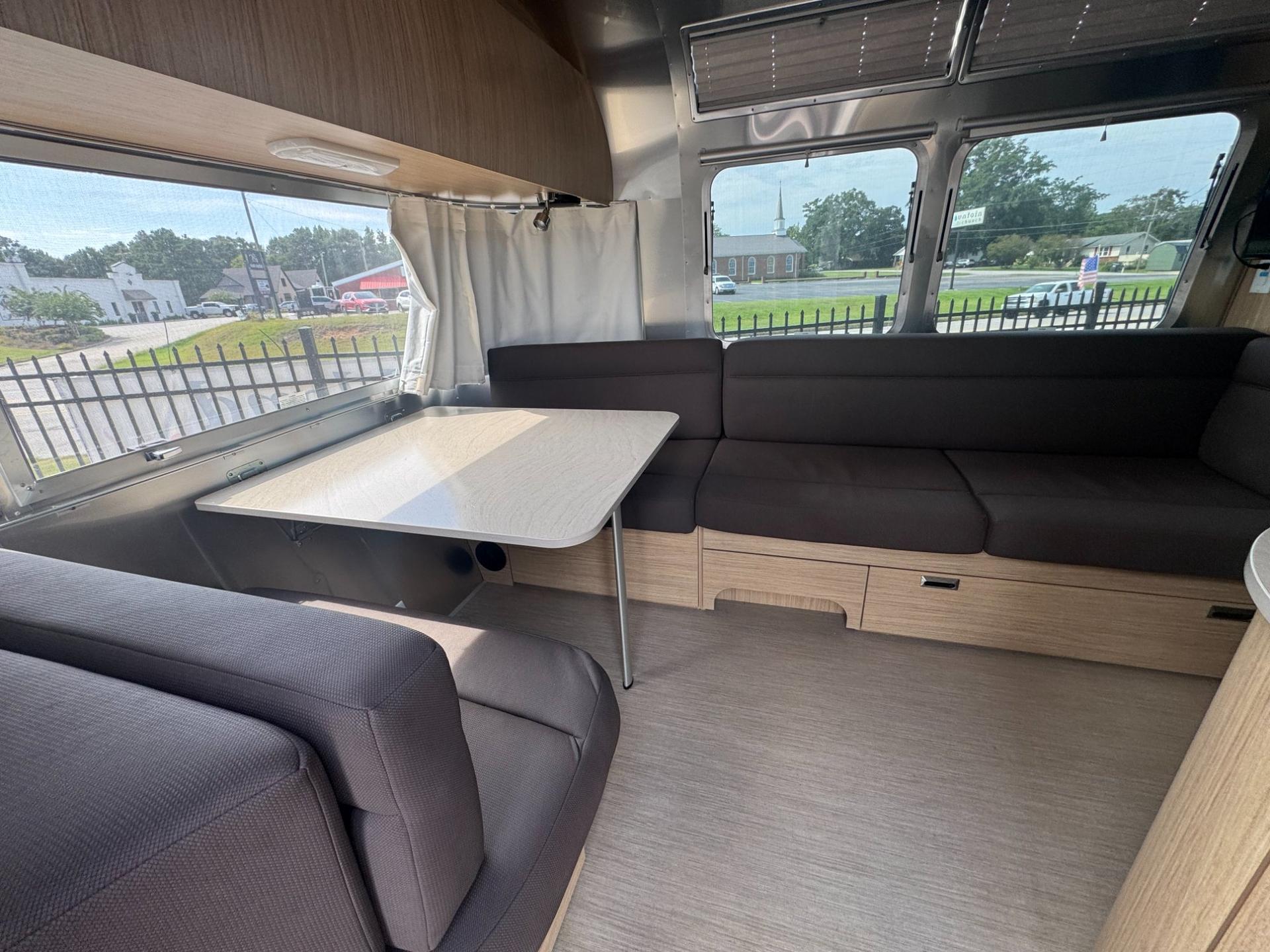 2020 Airstream 2020 Airstream Flying Cloud - thumbnail 10