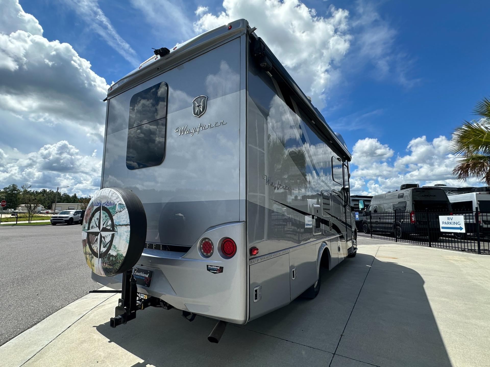 2020 Tiffin 2020 Tiffin Wayfarer 25RW - thumbnail 4
