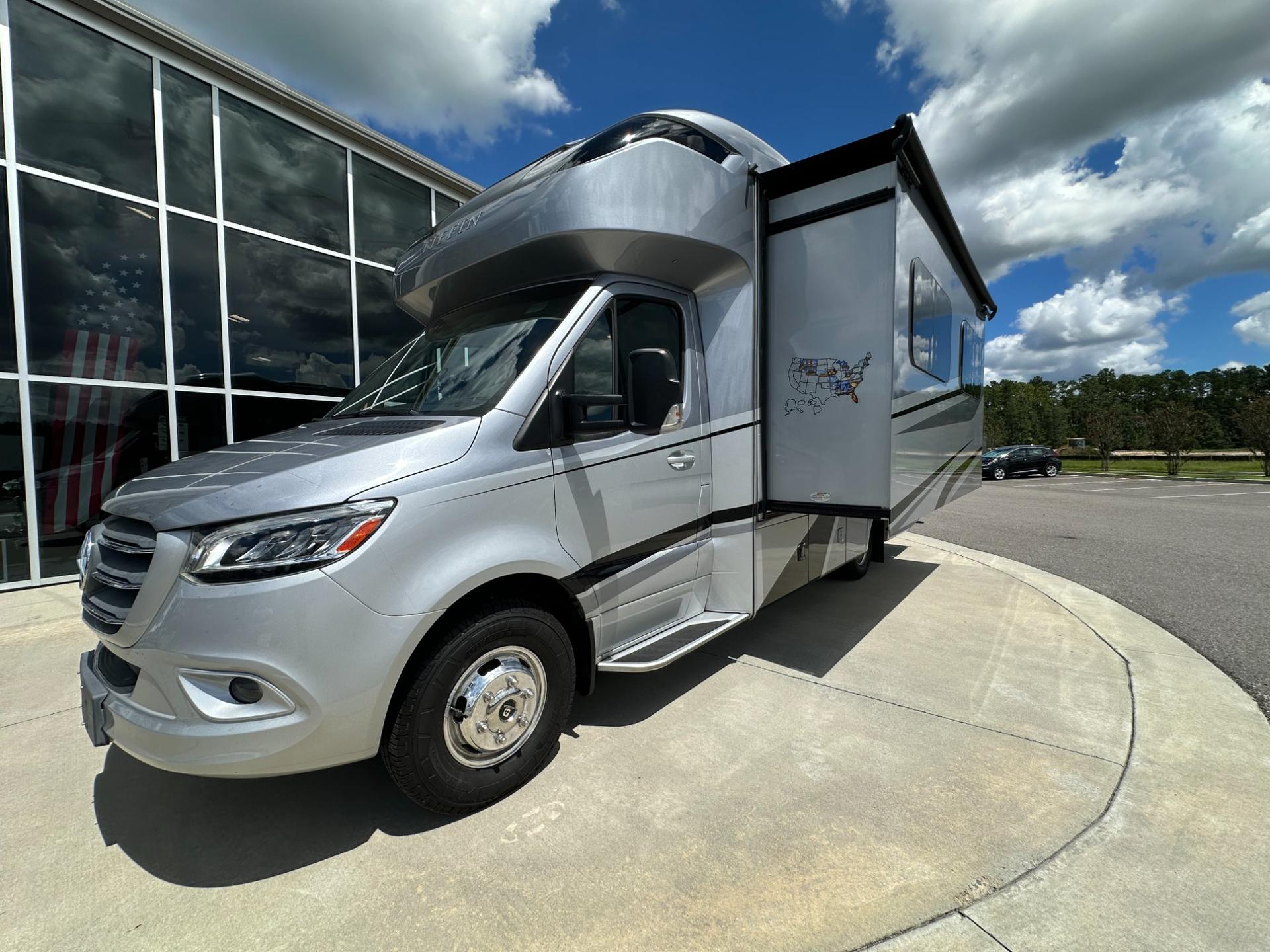 2020 Tiffin 2020 Tiffin Wayfarer 25RW - thumbnail 9