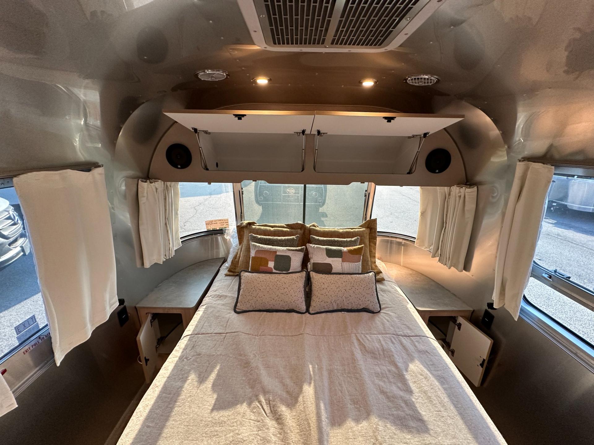 2027 Airstream 2027 Airstream Flying Cloud - thumbnail 29