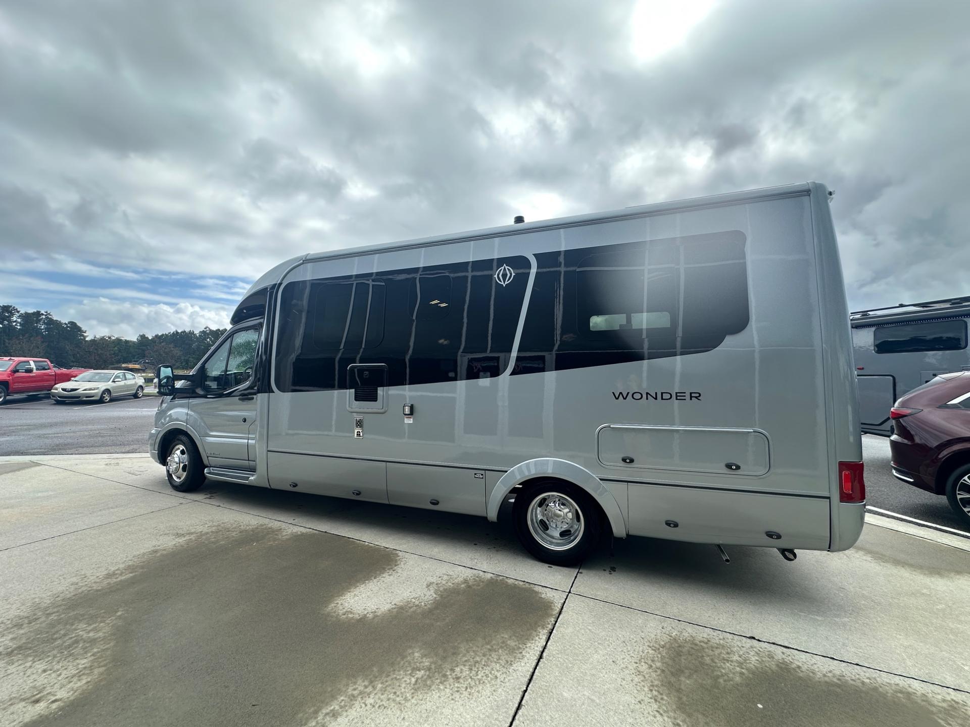2026 Leisure Travel Vans 2026 Leisure Travel Vans Wonder - thumbnail 4