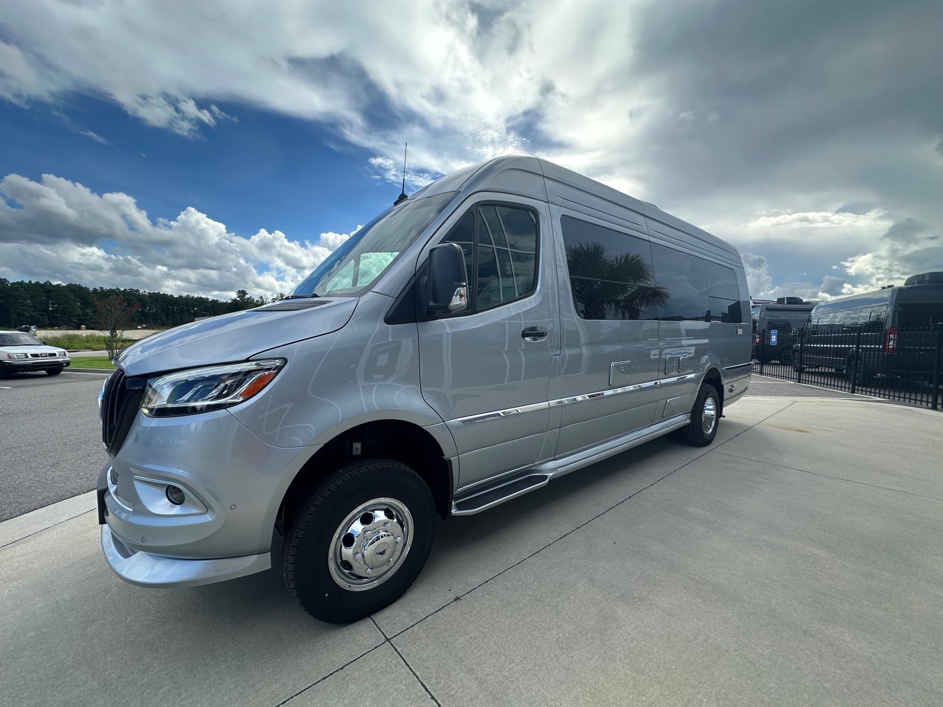 2027 Airstream 2027 Airstream Interstate 24GL - thumbnail 12