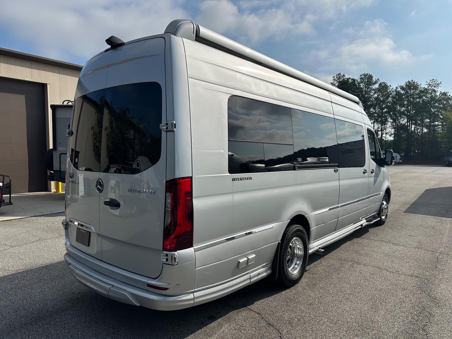 2022 Airstream 2022 Airstream Interstate - thumbnail 8