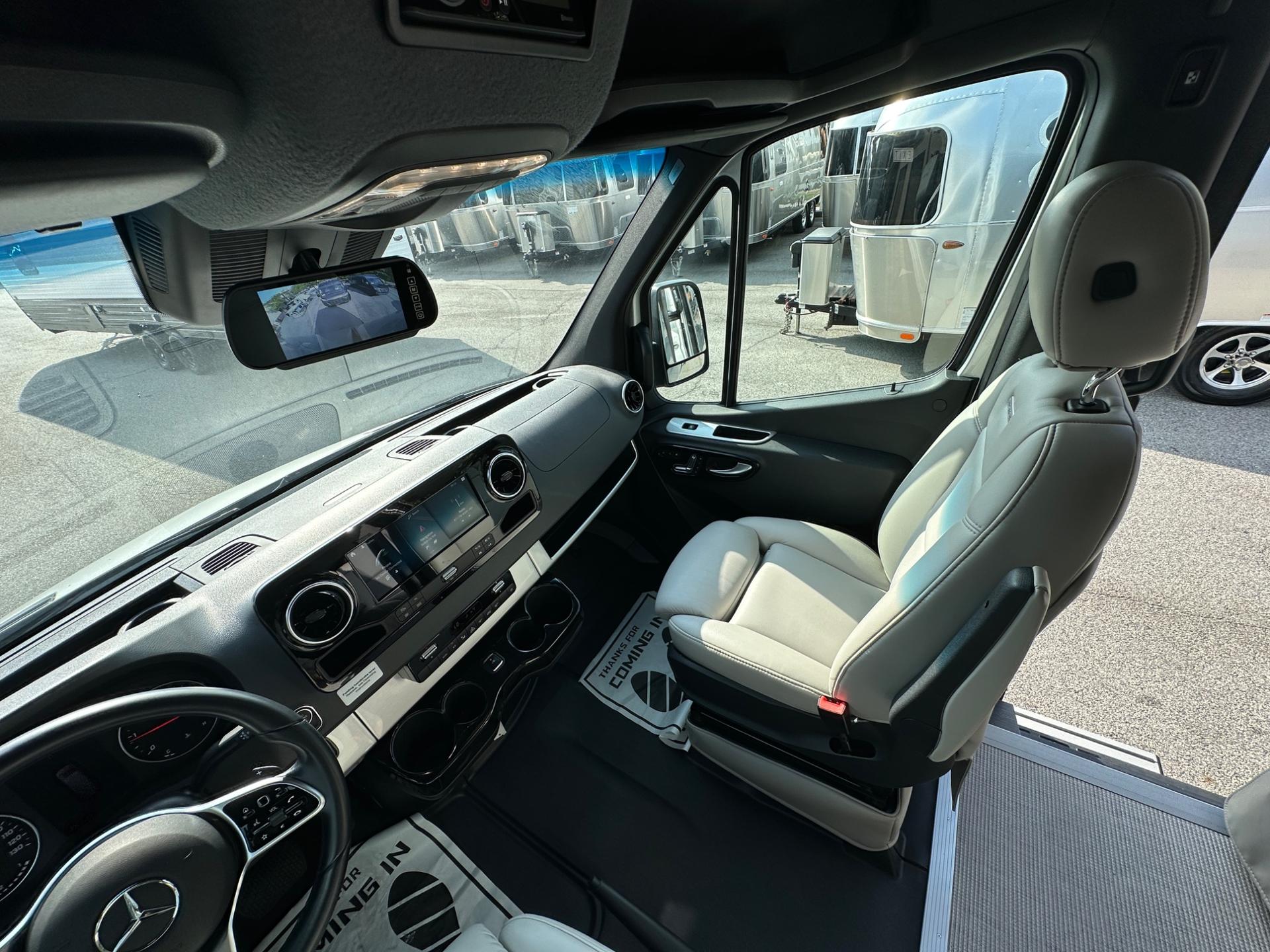 2022 Airstream 2022 Airstream Interstate - thumbnail 15