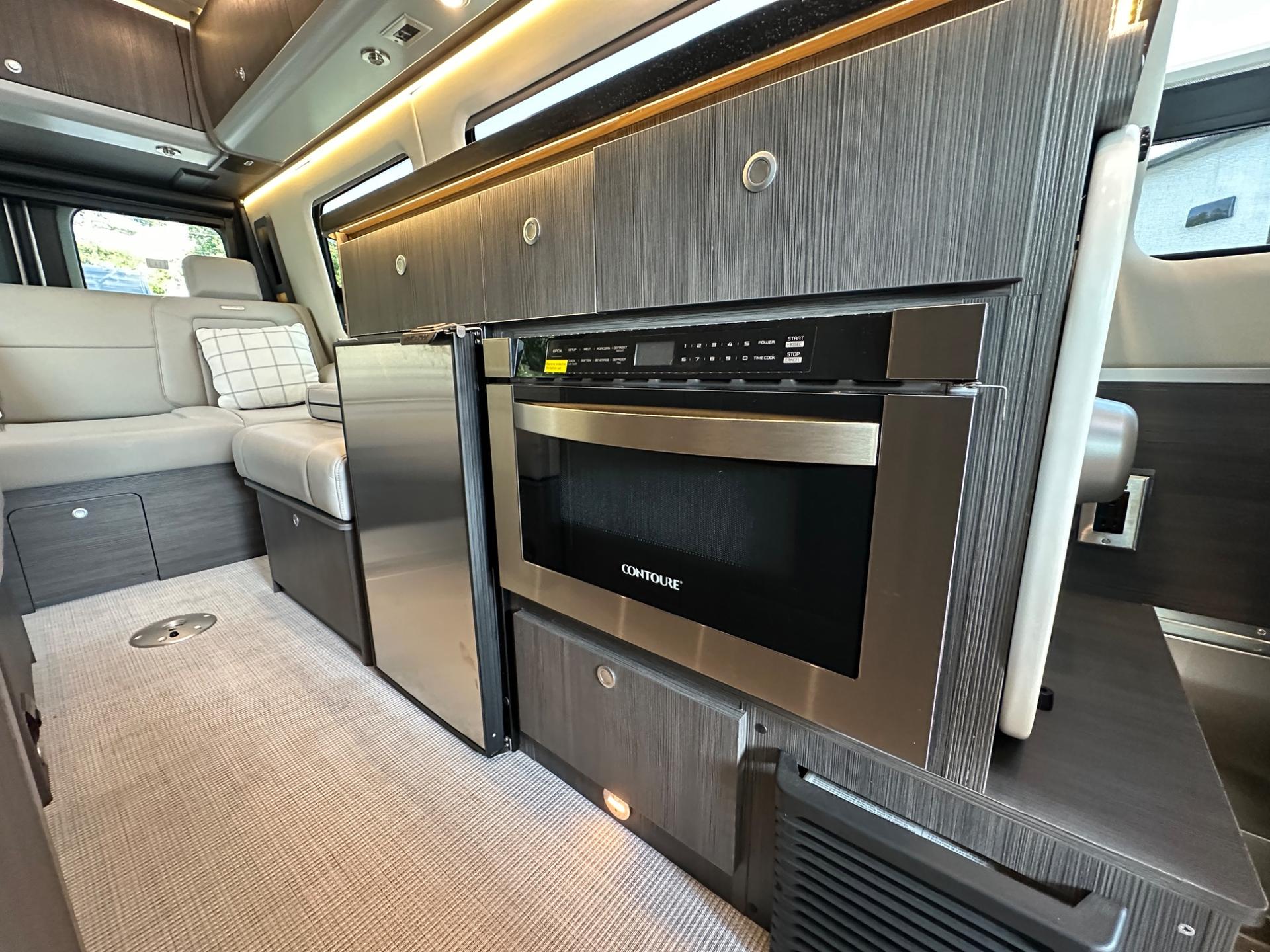2022 Airstream 2022 Airstream Interstate - thumbnail 24