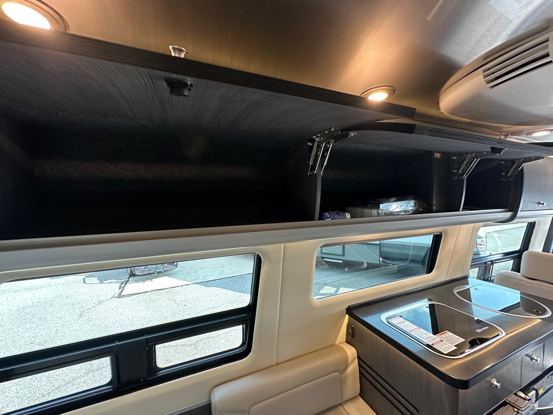 2022 Airstream 2022 Airstream Interstate - thumbnail 34