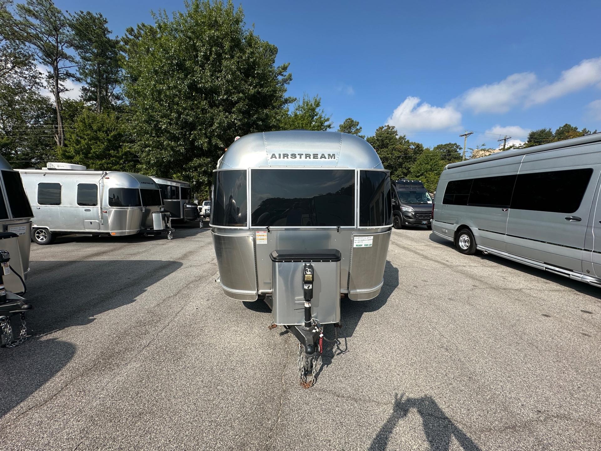 2021 Airstream 2021 Airstream Caravel - thumbnail 3