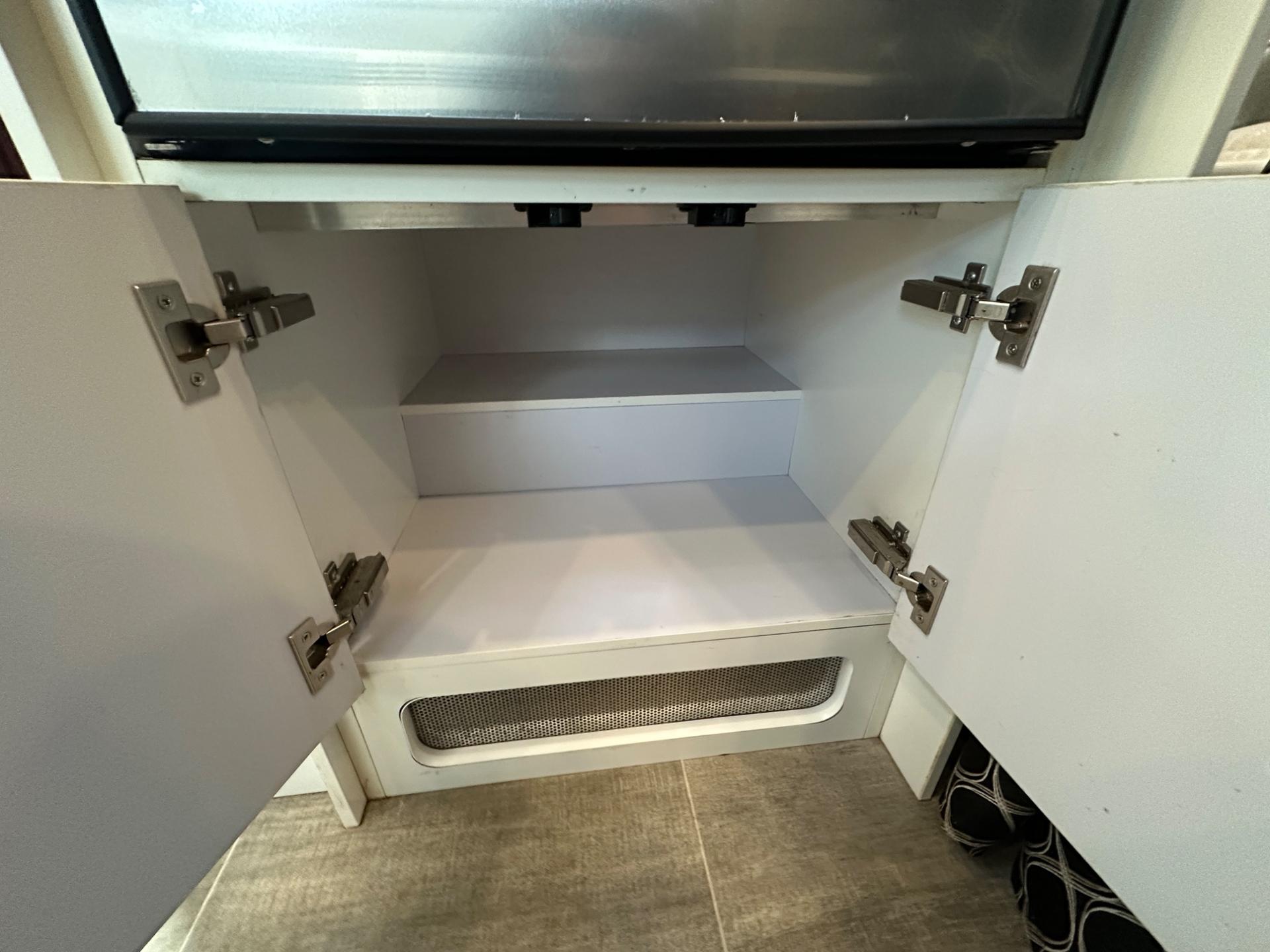 2021 Airstream 2021 Airstream Caravel - thumbnail 20