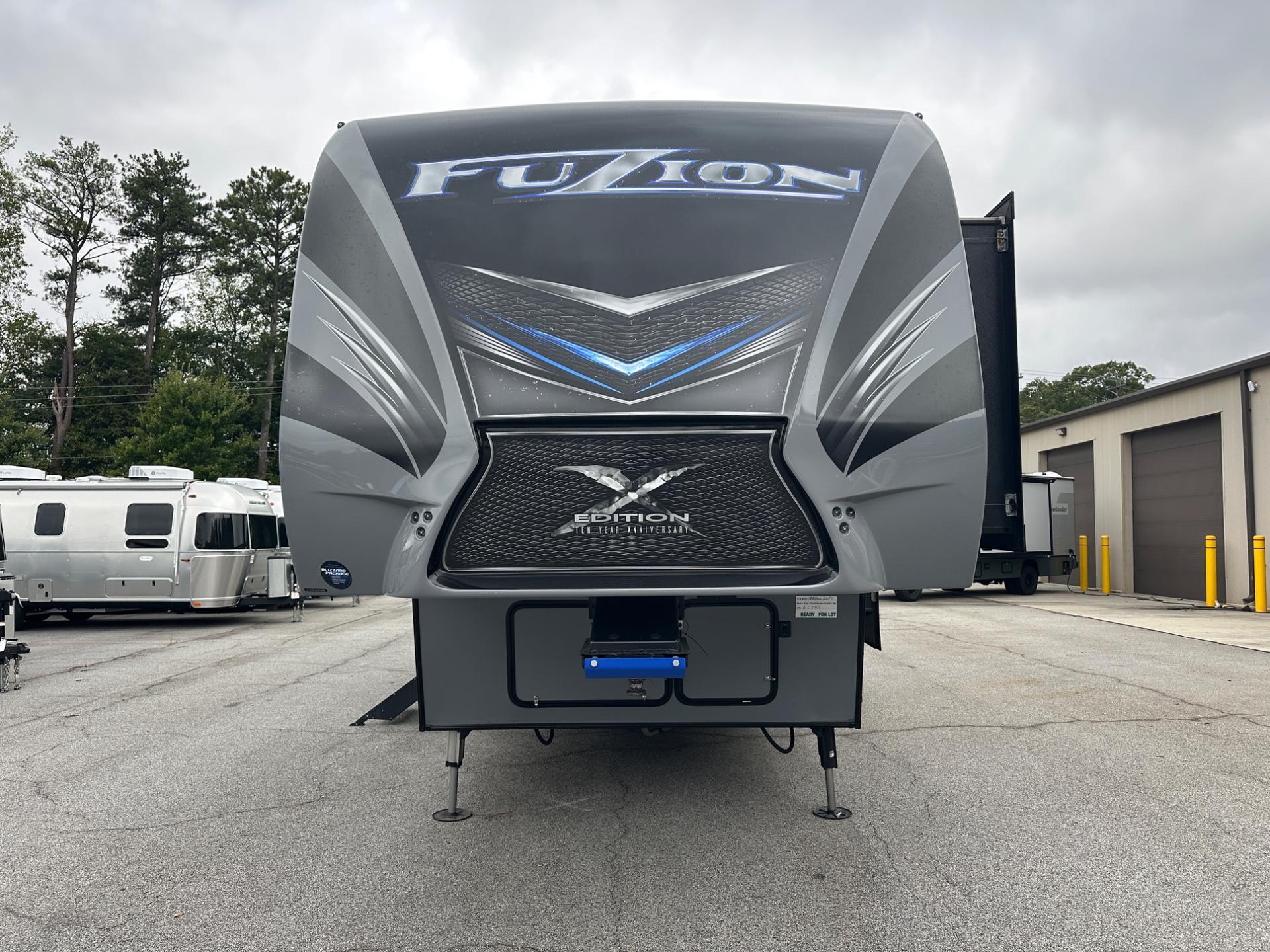 2017 Keystone 2017 Keystone Fuzion - thumbnail 3