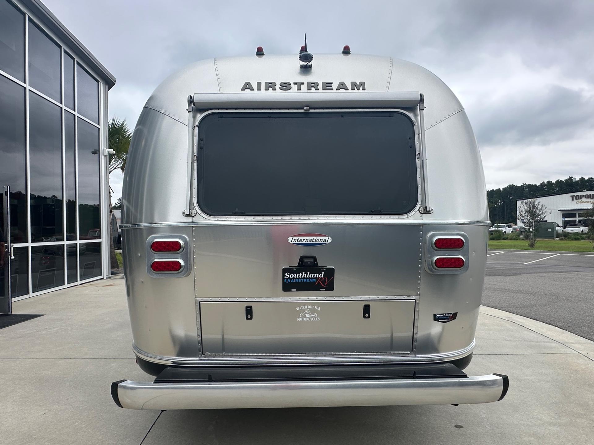 2019 Airstream 2019 Airstream International Serenity - thumbnail 5