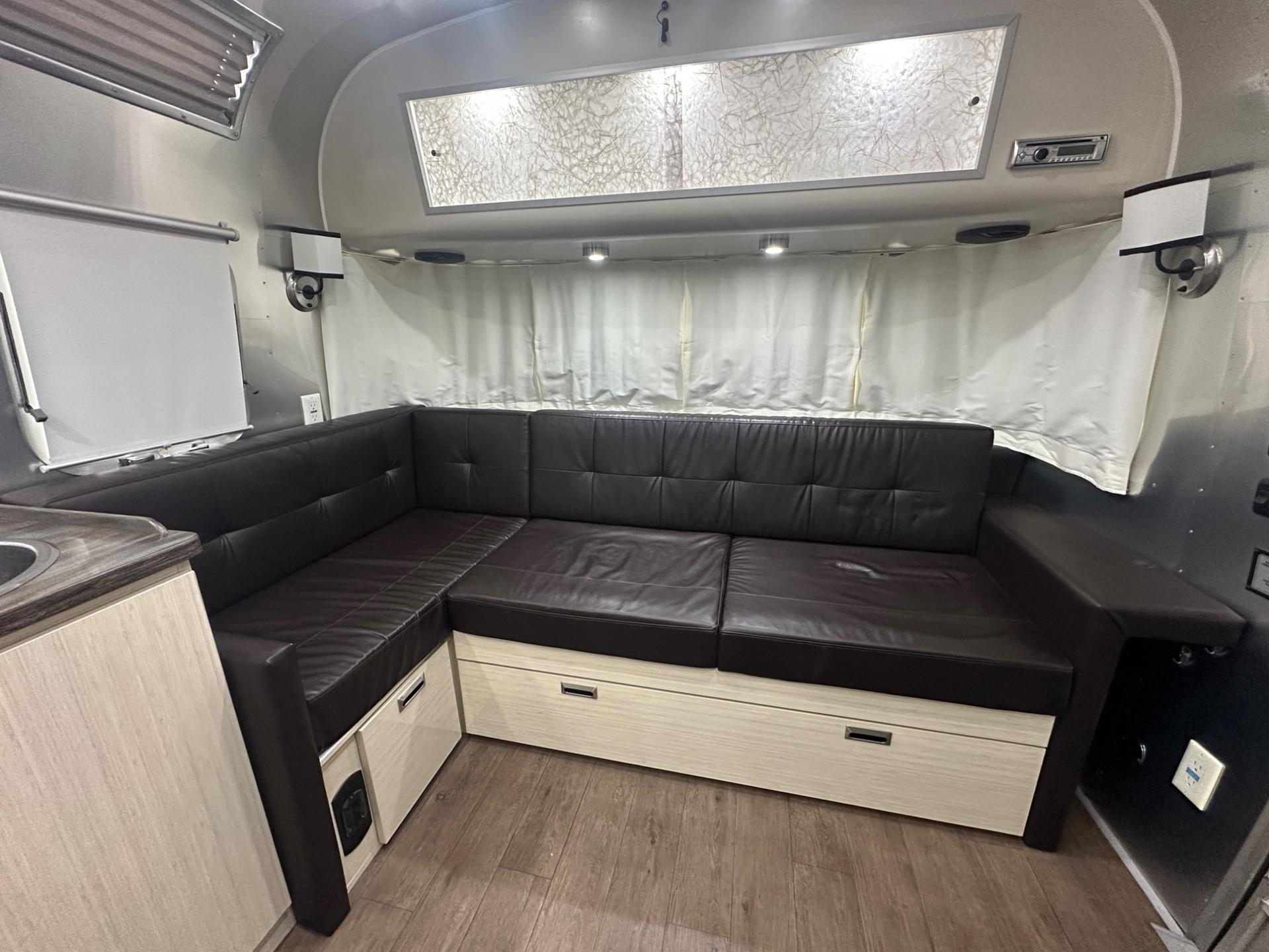 2019 Airstream 2019 Airstream International Serenity - thumbnail 10